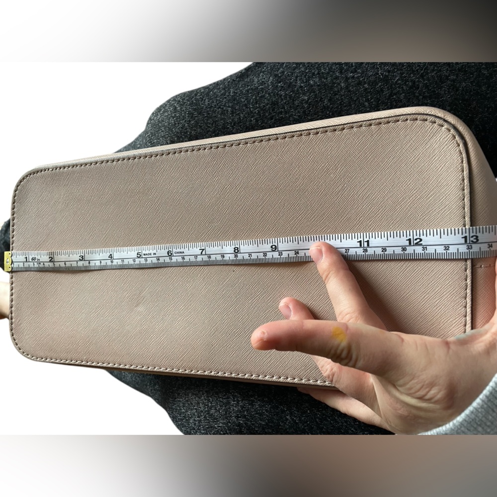 Michael‎ Kors Dust Pink Jet Set Tote - Stylish & Versatile Handbag for Women - Picture 11 of 12